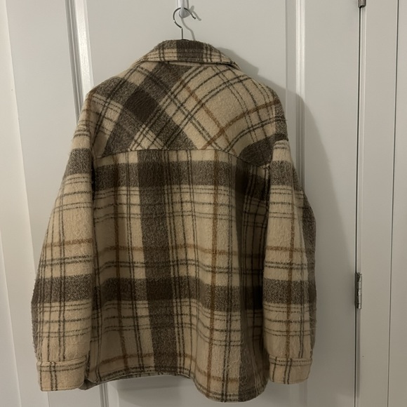 Zara Plaid Shacket - Picture 2 of 3